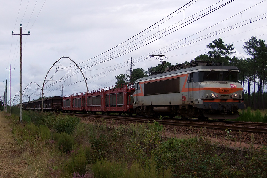 La BB 7390 sur un FRET le 13.09.2008.jpg